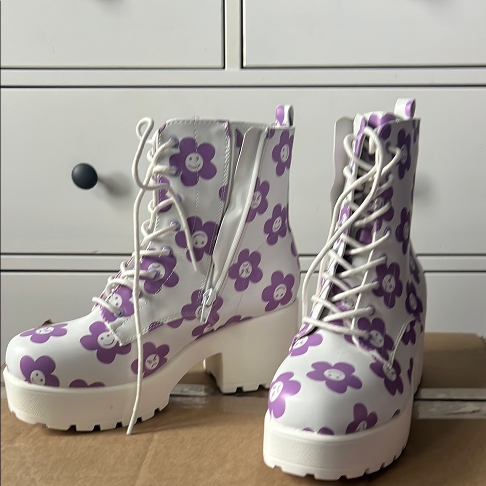 Urban Outfitters Floral White and Purple Women's Platform Boots